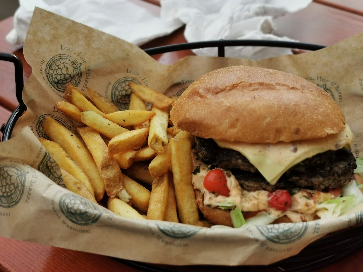 Lock, Hop & Barrel Brewery Restaurant-7