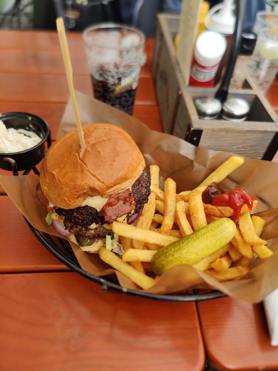 Lock, Hop & Barrel Brewery Restaurant-8