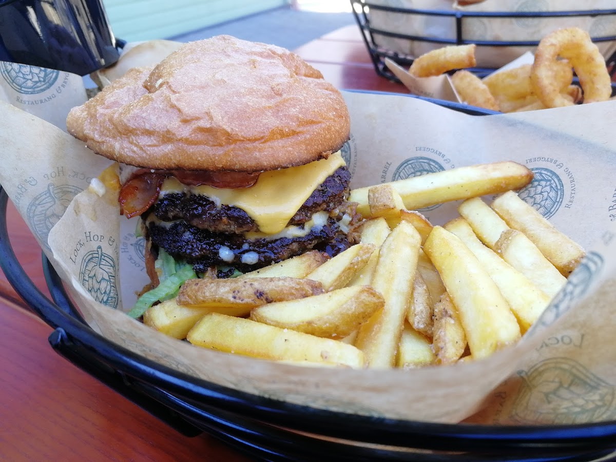 Lock, Hop & Barrel Brewery Restaurant-9